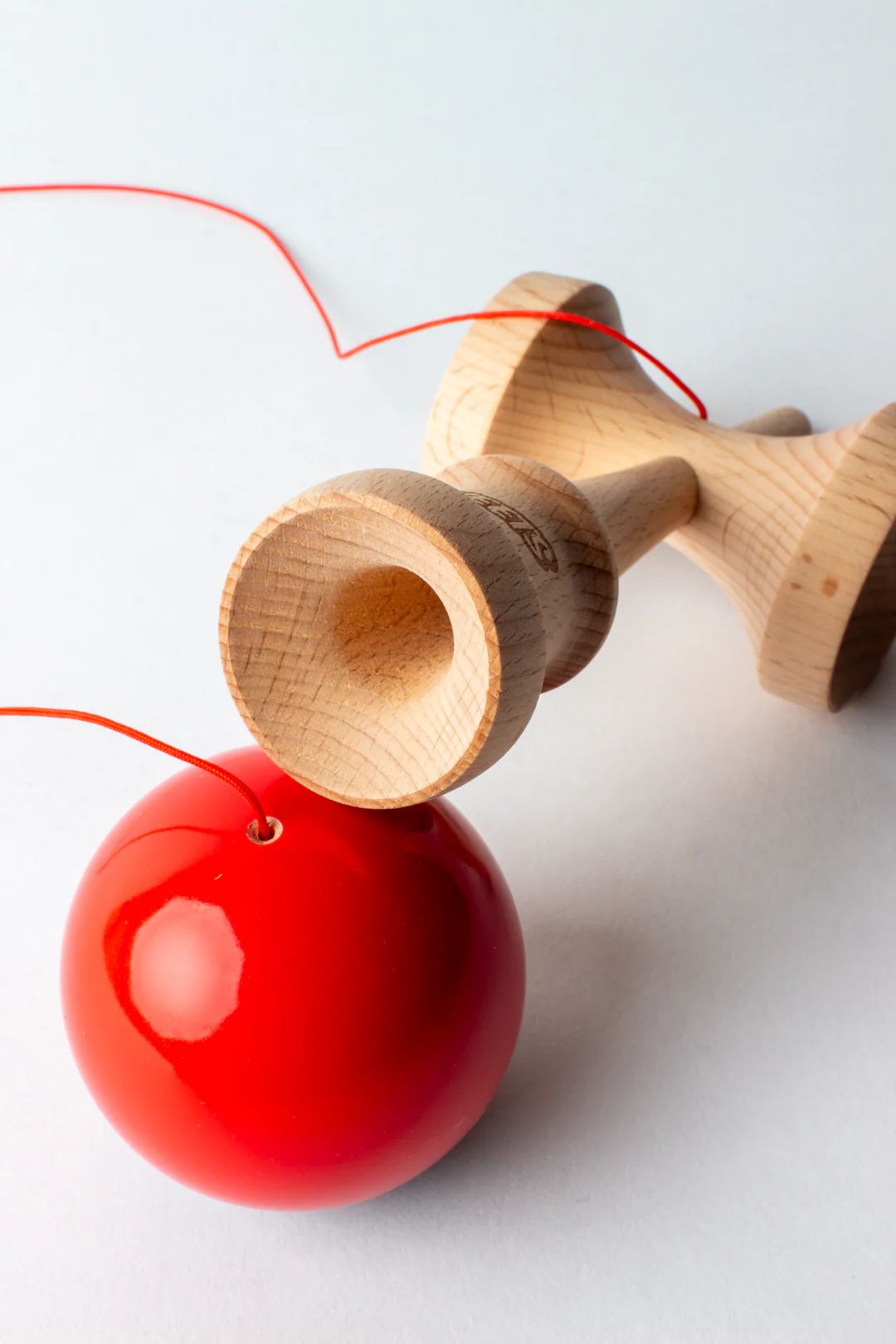 Sweets Kendama Radar Red Nederland 5
