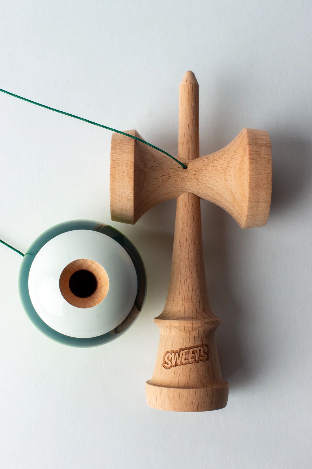Sweets Kendama dougie prime 5 stripe kendama nederland 003